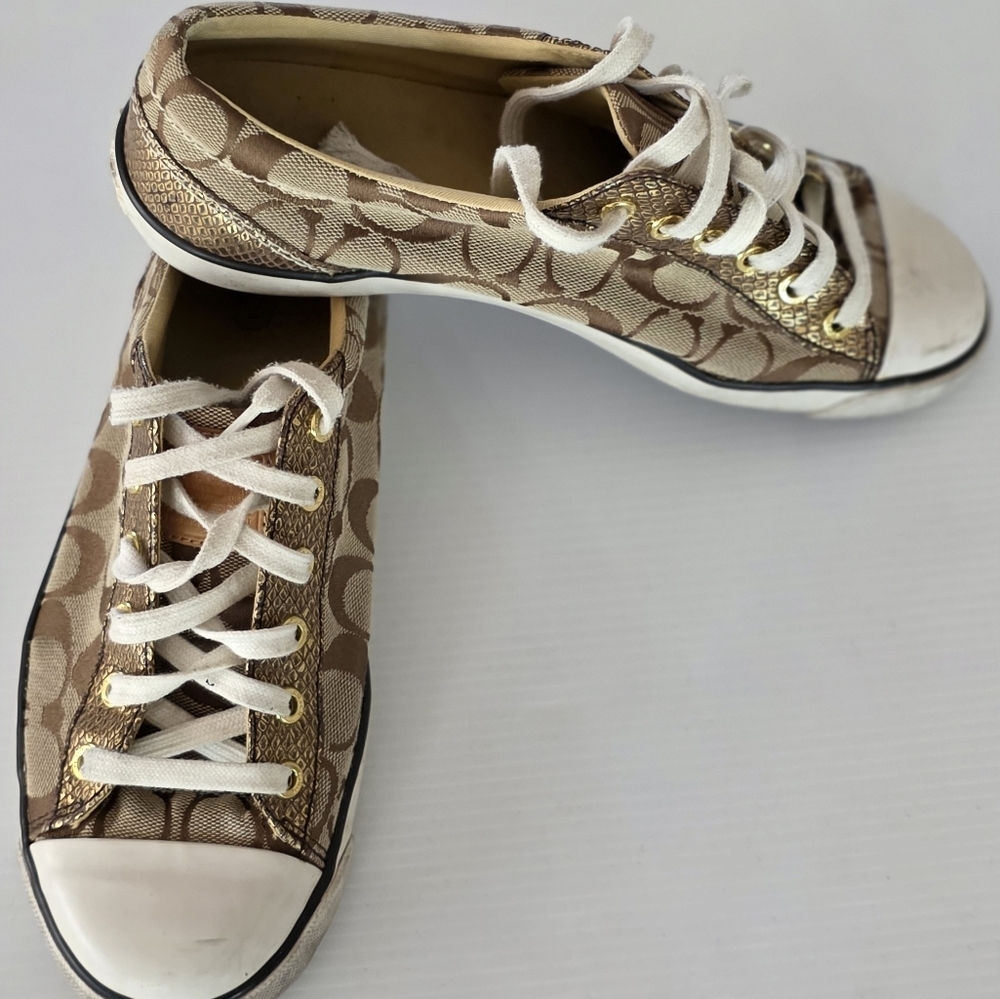 Coach Women's Tan Sneakers